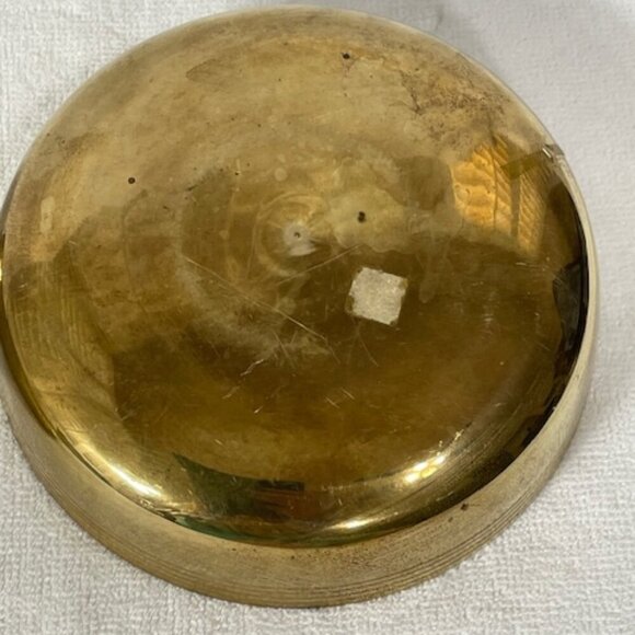 Vintage brass and enamel trinket box. Bird theme. - Picture 4 of 6